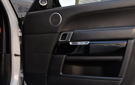 Land Rover Range Rover IV рестайлинг, 2016 год, 4 250 000 рублей, 32 фотография