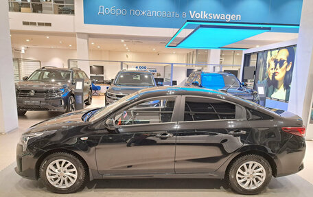 KIA Rio IV, 2021 год, 1 899 000 рублей, 10 фотография