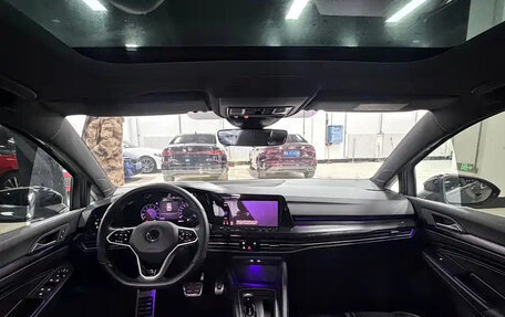 Volkswagen Golf VIII, 2021 год, 1 500 000 рублей, 8 фотография