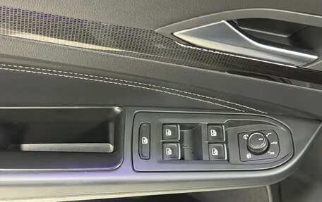 Volkswagen Golf VIII, 2021 год, 1 500 000 рублей, 12 фотография