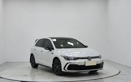 Volkswagen Golf VIII, 2022 год, 1 500 000 рублей, 3 фотография