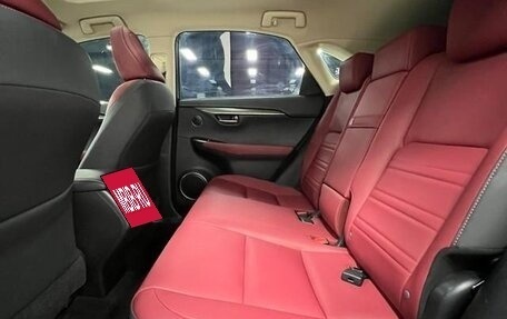 Lexus NX I, 2021 год, 2 900 000 рублей, 13 фотография