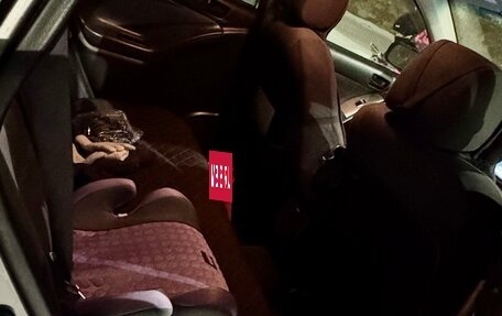 Pontiac Vibe II, 2002 год, 520 000 рублей, 6 фотография