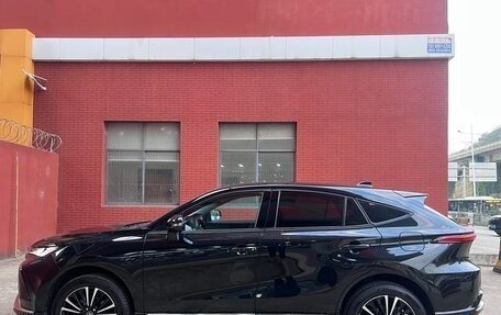 Toyota Venza, 2022 год, 4 237 555 рублей, 12 фотография