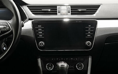 Skoda Superb III рестайлинг, 2021 год, 2 650 000 рублей, 18 фотография