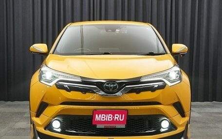 Toyota C-HR I рестайлинг, 2017 год, 2 277 000 рублей, 2 фотография