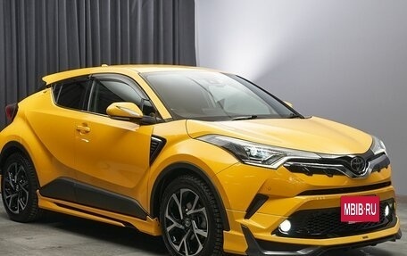 Toyota C-HR I рестайлинг, 2017 год, 2 277 000 рублей, 3 фотография