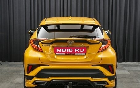 Toyota C-HR I рестайлинг, 2017 год, 2 277 000 рублей, 5 фотография