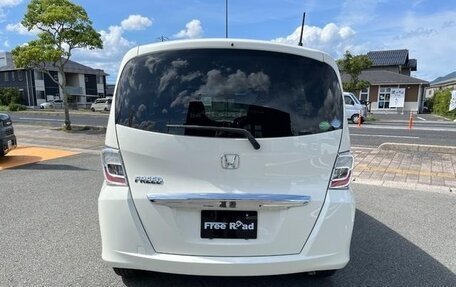 Honda Freed I, 2013 год, 786 000 рублей, 8 фотография