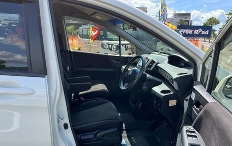 Honda Freed I, 2013 год, 786 000 рублей, 23 фотография
