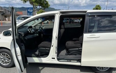 Honda Freed I, 2013 год, 786 000 рублей, 26 фотография