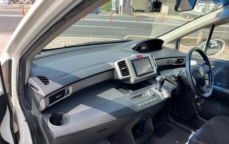 Honda Freed I, 2013 год, 786 000 рублей, 30 фотография