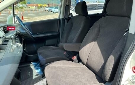 Honda Freed I, 2013 год, 786 000 рублей, 31 фотография