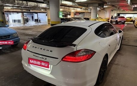 Porsche Panamera II рестайлинг, 2010 год, 2 300 000 рублей, 2 фотография