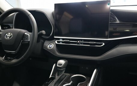 Toyota Highlander, 2025 год, 5 790 000 рублей, 13 фотография