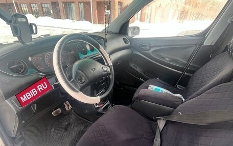 Daihatsu YRV I, 2003 год, 320 000 рублей, 9 фотография