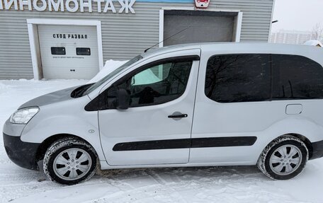Peugeot Partner II рестайлинг 2, 2011 год, 550 000 рублей, 12 фотография