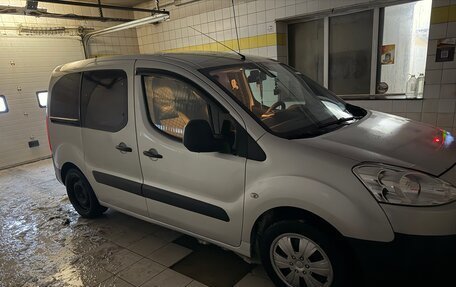 Peugeot Partner II рестайлинг 2, 2011 год, 550 000 рублей, 16 фотография