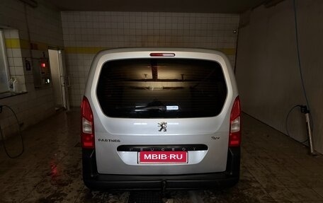 Peugeot Partner II рестайлинг 2, 2011 год, 550 000 рублей, 13 фотография