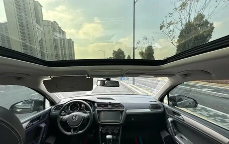 Volkswagen Tiguan II, 2021 год, 1 502 000 рублей, 8 фотография