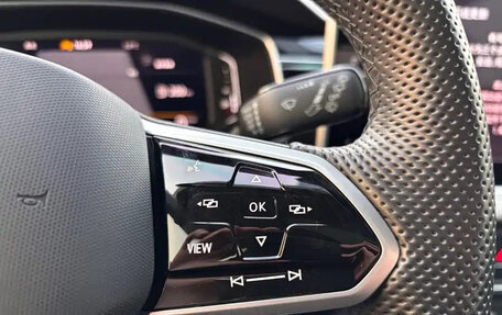 Volkswagen Tiguan II, 2021 год, 1 502 000 рублей, 14 фотография