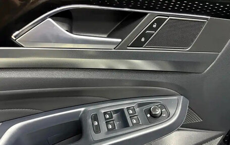 Volkswagen Passat B8 рестайлинг, 2022 год, 1 660 000 рублей, 11 фотография