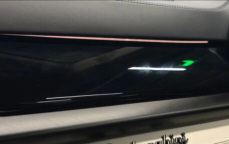 Lamborghini Urus I, 2025 год, 35 000 000 рублей, 9 фотография