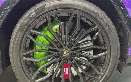 Lamborghini Urus I, 2025 год, 35 000 000 рублей, 16 фотография