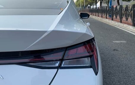 Hyundai Elantra, 2022 год, 1 370 000 рублей, 15 фотография