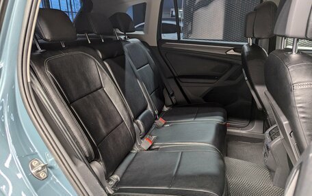 Volkswagen Tiguan II, 2019 год, 2 800 000 рублей, 18 фотография