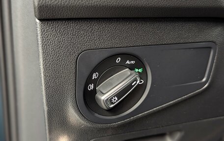 Volkswagen Tiguan II, 2019 год, 2 800 000 рублей, 28 фотография