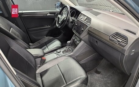 Volkswagen Tiguan II, 2019 год, 2 800 000 рублей, 19 фотография