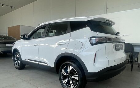 Chery Tiggo 4 I рестайлинг, 2025 год, 1 800 000 рублей, 8 фотография