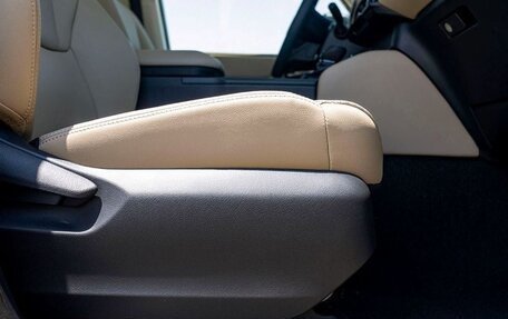 Toyota Land Cruiser Prado, 2026 год, 9 150 000 рублей, 15 фотография