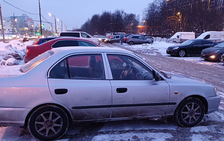 Hyundai Accent II, 2004 год, 360 000 рублей, 3 фотография