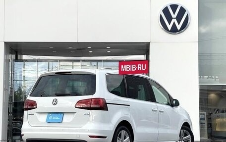 Volkswagen Sharan II, 2022 год, 1 580 000 рублей, 4 фотография