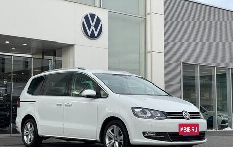 Volkswagen Sharan II, 2022 год, 1 580 000 рублей, 5 фотография