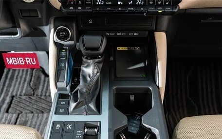 Toyota Land Cruiser Prado, 2026 год, 8 990 000 рублей, 13 фотография