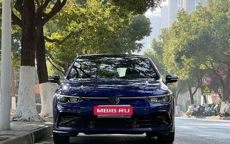 Volkswagen Golf VIII, 2022 год, 1 971 125 рублей, 2 фотография