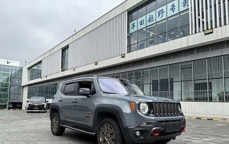 Jeep Renegade I рестайлинг, 2017 год, 1 750 000 рублей, 3 фотография