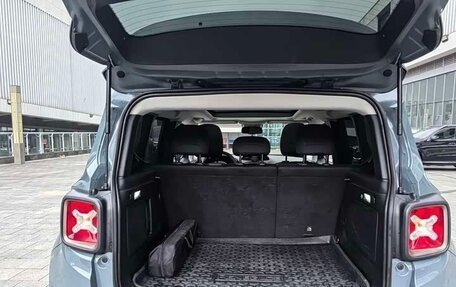 Jeep Renegade I рестайлинг, 2017 год, 1 750 000 рублей, 11 фотография