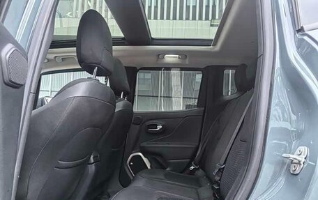 Jeep Renegade I рестайлинг, 2017 год, 1 750 000 рублей, 20 фотография