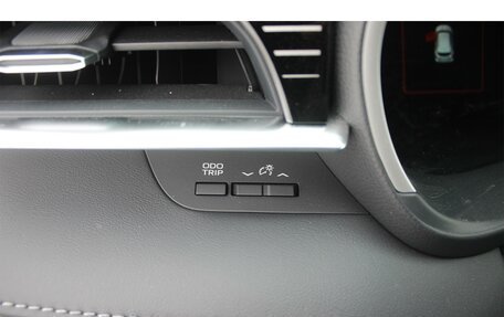 Toyota Highlander, 2025 год, 5 930 000 рублей, 26 фотография