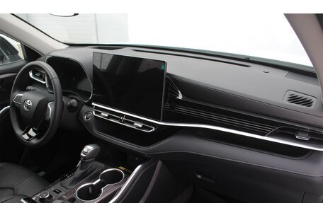 Toyota Highlander, 2025 год, 5 930 000 рублей, 22 фотография