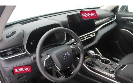 Toyota Highlander, 2025 год, 5 930 000 рублей, 16 фотография