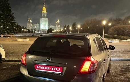 KIA cee'd I рестайлинг, 2010 год, 660 000 рублей, 2 фотография