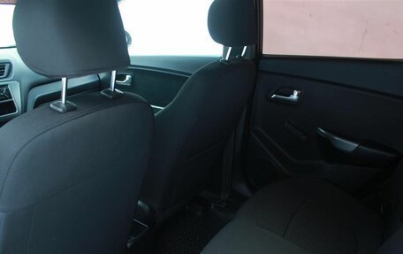 KIA Rio III рестайлинг, 2013 год, 860 000 рублей, 18 фотография