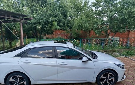 Hyundai Elantra, 2020 год, 1 850 000 рублей, 10 фотография