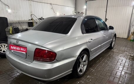 Hyundai Sonata IV рестайлинг, 2004 год, 290 000 рублей, 3 фотография