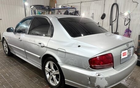 Hyundai Sonata IV рестайлинг, 2004 год, 290 000 рублей, 4 фотография